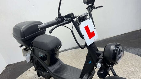 Keeway E-Zi Mini ELECTRIC SCOOTER RIDE AT 16 PROJECT BIKE 50CC EBIKE 20