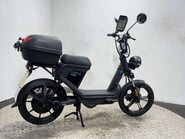 Keeway E-Zi Mini ELECTRIC SCOOTER RIDE AT 16 PROJECT BIKE 50CC EBIKE 2