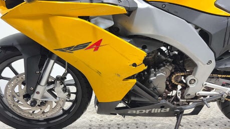 Aprilia RS 2016 14K GOOD RUNNING PROJECT BIKE SPARES OR REPAIR 125CC SPORT 8