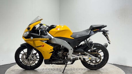 Aprilia RS 2016 14K GOOD RUNNING PROJECT BIKE SPARES OR REPAIR 125CC SPORT 4