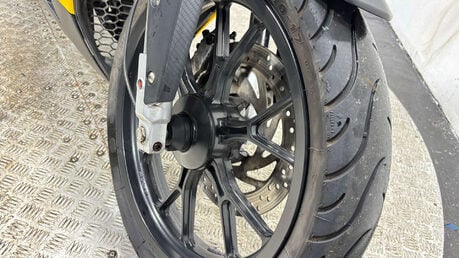 Aprilia RS 2016 14K GOOD RUNNING PROJECT BIKE SPARES OR REPAIR 125CC SPORT 30