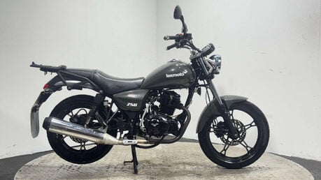 Lexmoto ZSB 2019 10K RUNNING PROJECT BIKE 125CC LEARNER BIKE 1