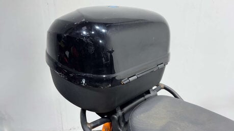 Piaggio Fly 2005 17K NON RUNNING PROJECT SCOOTER SPARES OR REPAIR BIKE 125CC 23