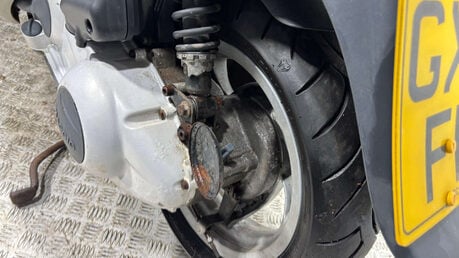 Piaggio Fly 2005 17K NON RUNNING PROJECT SCOOTER SPARES OR REPAIR BIKE 125CC 25