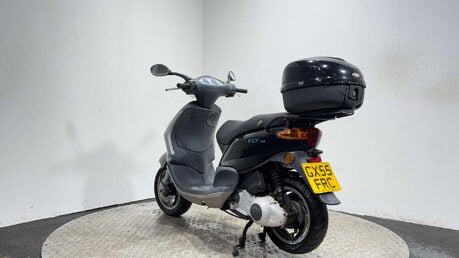 Piaggio Fly 2005 17K NON RUNNING PROJECT SCOOTER SPARES OR REPAIR BIKE 125CC 5