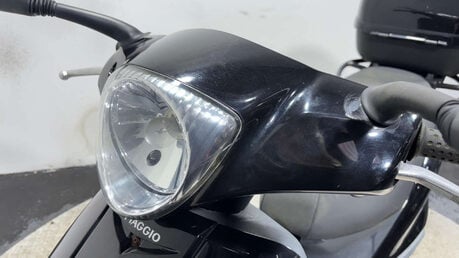 Piaggio Fly 2005 17K NON RUNNING PROJECT SCOOTER SPARES OR REPAIR BIKE 125CC 15