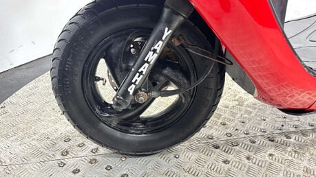 Yamaha Vity 2010 17K NON RUNNING PROJECT BIKE SPARES OR REPAIR 125CC 23