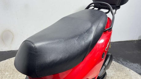 Yamaha Vity 2010 17K NON RUNNING PROJECT BIKE SPARES OR REPAIR 125CC 24