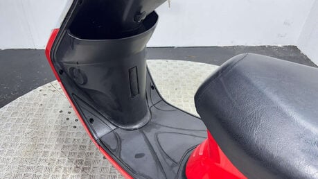 Yamaha Vity 2010 17K NON RUNNING PROJECT BIKE SPARES OR REPAIR 125CC 25