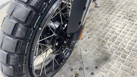 Zontes ZT ZT125 2023 9K RUNNING PROJECT SPARES OR REPAIR 125CC 8