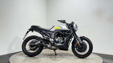 Zontes ZT ZT125 2023 9K RUNNING PROJECT SPARES OR REPAIR 125CC 1