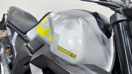 Zontes ZT ZT125 2023 9K RUNNING PROJECT SPARES OR REPAIR 125CC 19