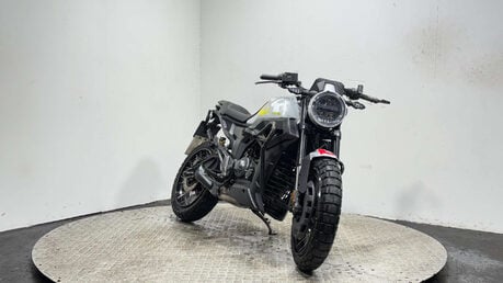 Zontes ZT ZT125 2023 9K RUNNING PROJECT SPARES OR REPAIR 125CC 3