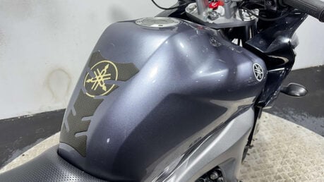 Yamaha FZ 2006 24K GOOD RUNNING PROJECT BIKE SPARES OR REPAIR 600CC 9