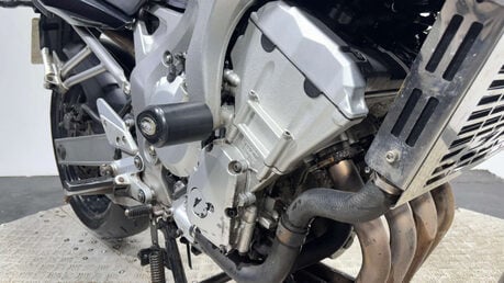 Yamaha FZ 2006 24K GOOD RUNNING PROJECT BIKE SPARES OR REPAIR 600CC 12