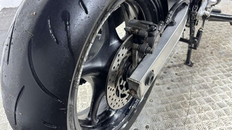 Yamaha FZ 2006 24K GOOD RUNNING PROJECT BIKE SPARES OR REPAIR 600CC 29