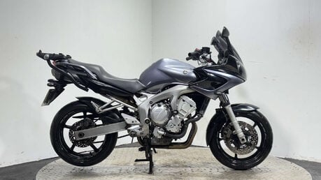 Yamaha FZ 2006 24K GOOD RUNNING PROJECT BIKE SPARES OR REPAIR 600CC 1