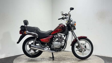 Hyosung Cruise 125 2001 CRUISER BIKE 4K RUNNING PROJECT BIKE CLASSIC 125CC 1