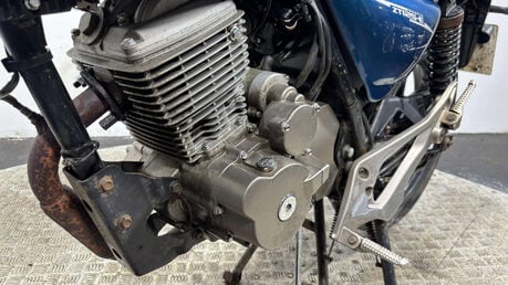 Zontes Mantis 125 2022 11K GOOD RUNNING LIGHT PROJECT BIKE 125CC COMMUTER 17