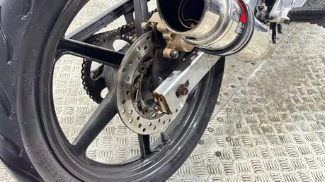 Honda CBR 2005 11K GOOD RUNNING PROJECT BIKE SPARES OR REPAIR 125CC SPORTS BIKE 15