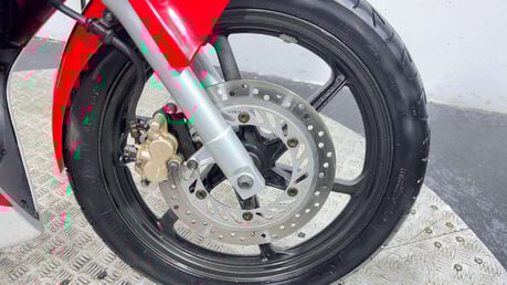 Honda CBR 2005 11K GOOD RUNNING PROJECT BIKE SPARES OR REPAIR 125CC SPORTS BIKE 12