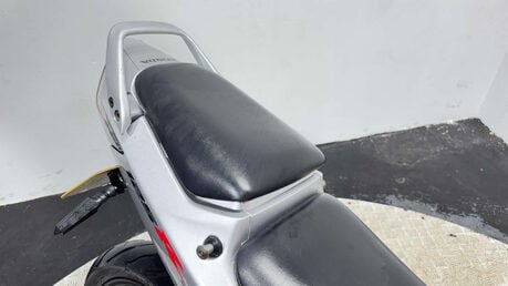 Honda CBR 2005 11K GOOD RUNNING PROJECT BIKE SPARES OR REPAIR 125CC SPORTS BIKE 26