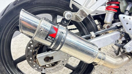 Honda CBR 2005 11K GOOD RUNNING PROJECT BIKE SPARES OR REPAIR 125CC SPORTS BIKE 18