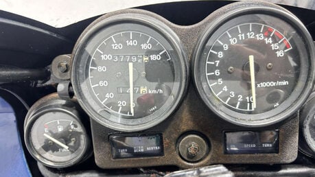 Kawasaki GPZ 1989 37K NON RUNNING PROJECT BIKE SPARES OR REPAIR 400CC 11