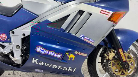 Kawasaki GPZ 1989 37K NON RUNNING PROJECT BIKE SPARES OR REPAIR 400CC 15