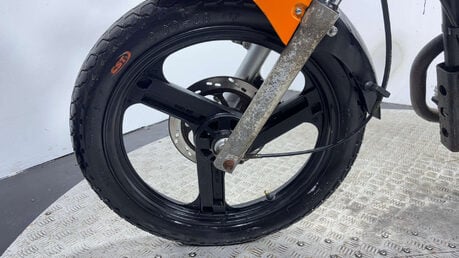 Zontes ZT 2012 21K RUNNING PROJECT NAKED BIKE SPARES OR REPAIR 125CC 17