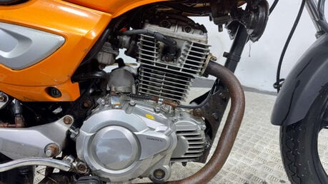 Zontes ZT 2012 21K RUNNING PROJECT NAKED BIKE SPARES OR REPAIR 125CC 27