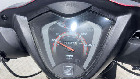 Honda Vision 2012, 50CC, RUNNING SCOOTER COMMUTER, SPARES/REPAIR/PROJECT 25