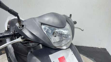 Honda Vision 2012, 50CC, RUNNING SCOOTER COMMUTER, SPARES/REPAIR/PROJECT 8