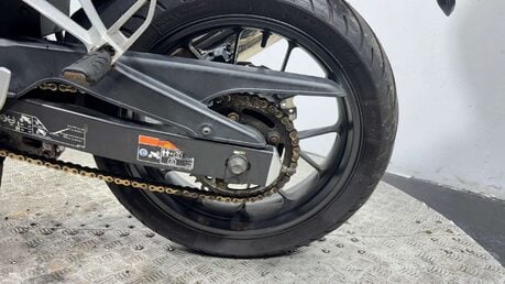 Honda CB 2014 ONLY 29K GREAT RUNNING PROJECT BIKE SPARES OR REPAIR A2 500CC 14