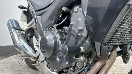 Honda CB 2014 ONLY 29K GREAT RUNNING PROJECT BIKE SPARES OR REPAIR A2 500CC 32