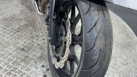 Honda CB 2014 ONLY 29K GREAT RUNNING PROJECT BIKE SPARES OR REPAIR A2 500CC 31