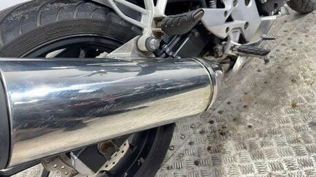 Honda CB 2014 ONLY 29K GREAT RUNNING PROJECT BIKE SPARES OR REPAIR A2 500CC 23