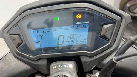 Honda CB 2014 ONLY 29K GREAT RUNNING PROJECT BIKE SPARES OR REPAIR A2 500CC 12