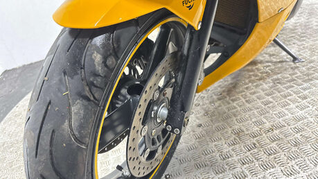 Triumph Daytona 2003, 27K, 600CC, RUNNING SPORTS, SPARES/REPAIR/PROJECT 9