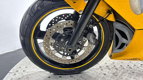 Triumph Daytona 2003, 27K, 600CC, RUNNING SPORTS, SPARES/REPAIR/PROJECT 25