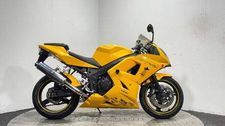 Triumph Daytona 2003, 27K, 600CC, RUNNING SPORTS, SPARES/REPAIR/PROJECT 1