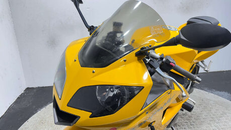 Triumph Daytona 2003, 27K, 600CC, RUNNING SPORTS, SPARES/REPAIR/PROJECT 30