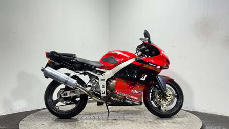 Kawasaki Ninja ZX6R 1998 64K NON RUNNING PROJECT BIKE SPARES OR REPAIR 600CC