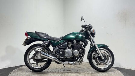 Kawasaki Zephyr ZR B4 1994 RUNNING PROJECT BIKE SPARES OR REPAIR 550CC CLASSIC BIKE