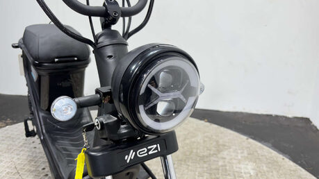 Keeway E-Zi Mini 2024, ONLY 15 MILES, ELECTRIC SCOOTER, SPARES/REPAIR/PROJECT 17