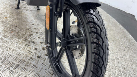 Keeway E-Zi Mini 2024, ONLY 15 MILES, ELECTRIC SCOOTER, SPARES/REPAIR/PROJECT 16