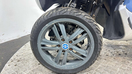 Piaggio MP3 YOURBAN LT, 2011, 32K, 300CC, RUNNING 3-WHEELER, SPARES/REPAIR/PROJECT 19