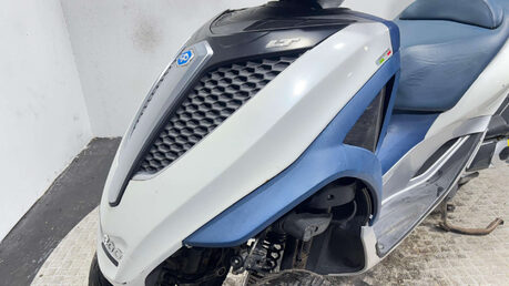 Piaggio MP3 YOURBAN LT, 2011, 32K, 300CC, RUNNING 3-WHEELER, SPARES/REPAIR/PROJECT 16