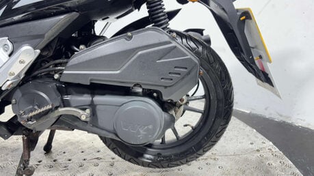 WK Bikes SX 2022, 9K, 125CC, SCOOTER, MOT MAR 26, SPARES/REPAIR/PROJECT 8