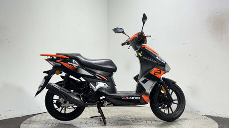 WK Bikes SX 2022, 9K, 125CC, SCOOTER, MOT MAR 26, SPARES/REPAIR/PROJECT 1